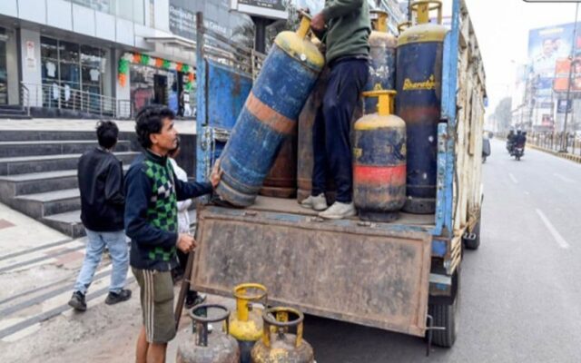 19kg Commercial LPG Cylinder Price Cut
